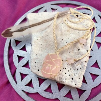 Makrame verižica Roževec