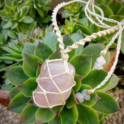 Makrame verižica Roževec