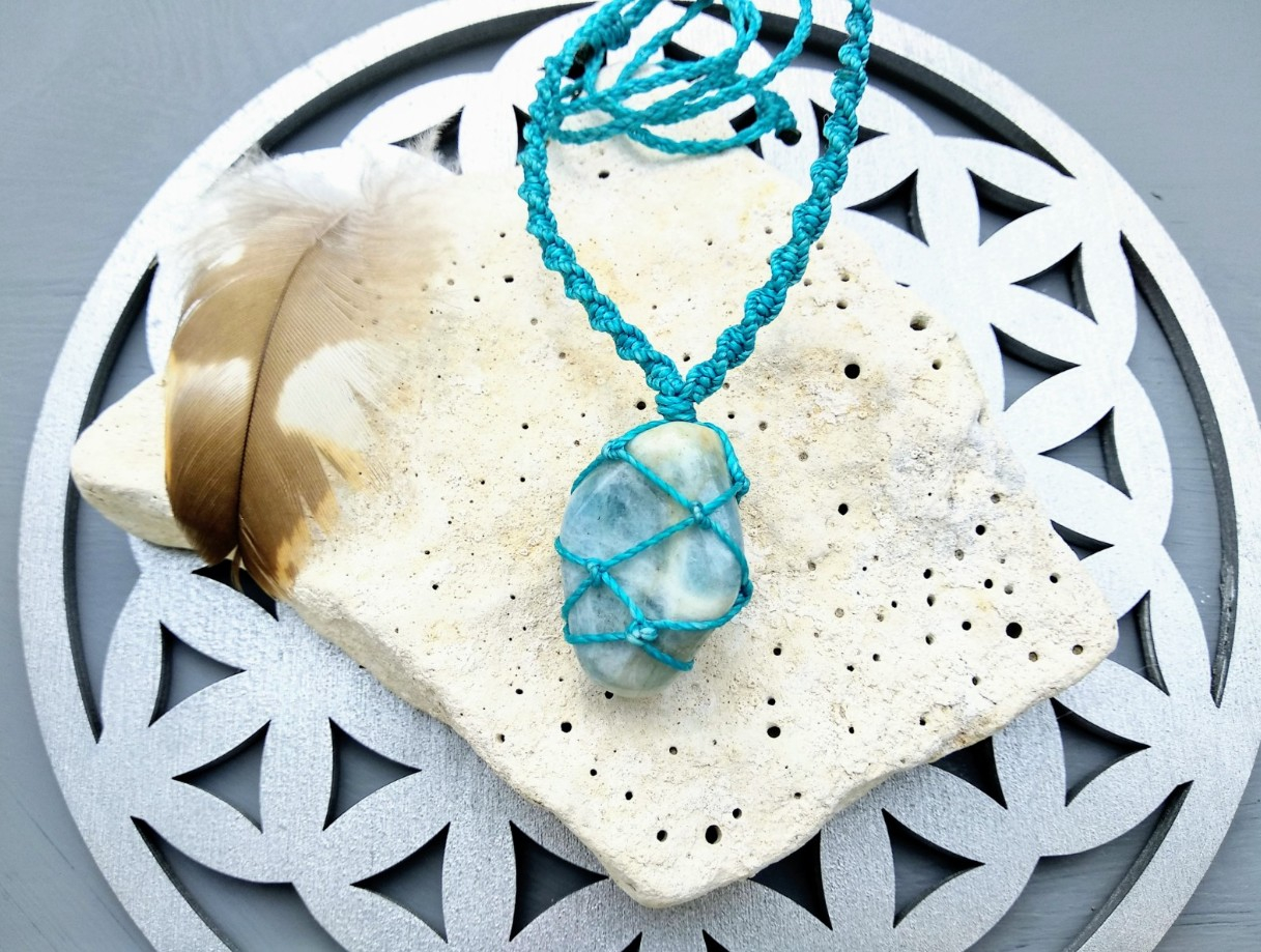 Makrame verižica Akvamarin