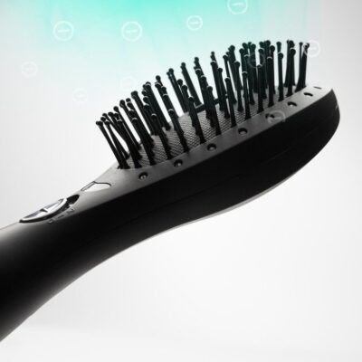 Ionska in masažna krtača za lase
